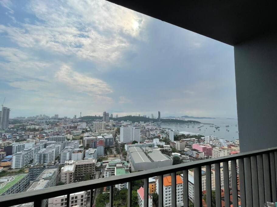 The Base Central Pattaya 2Bed King&Queen Sky Seaview & Infinity Pool Extérieur photo